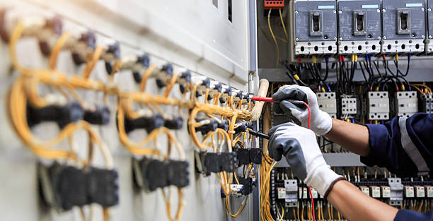 Professional Electrician technician working in Union City, CA